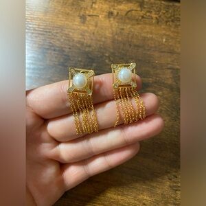 Freshwater pearl and gold plated tassel earrings, great condition